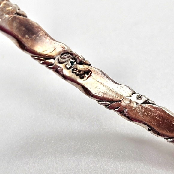 VINTAGE Best Signed Silver Tone Twist Etched Collar Choker Necklace - Picture 6 of 6